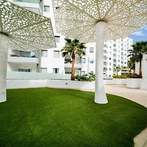 ocean-garden-suite-212.tenerifehoteles.net/