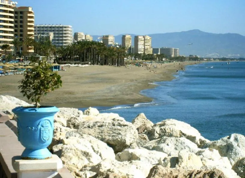 Apartamentos El Mar Azul 5 El Bajondillo トレモリノス 0*,